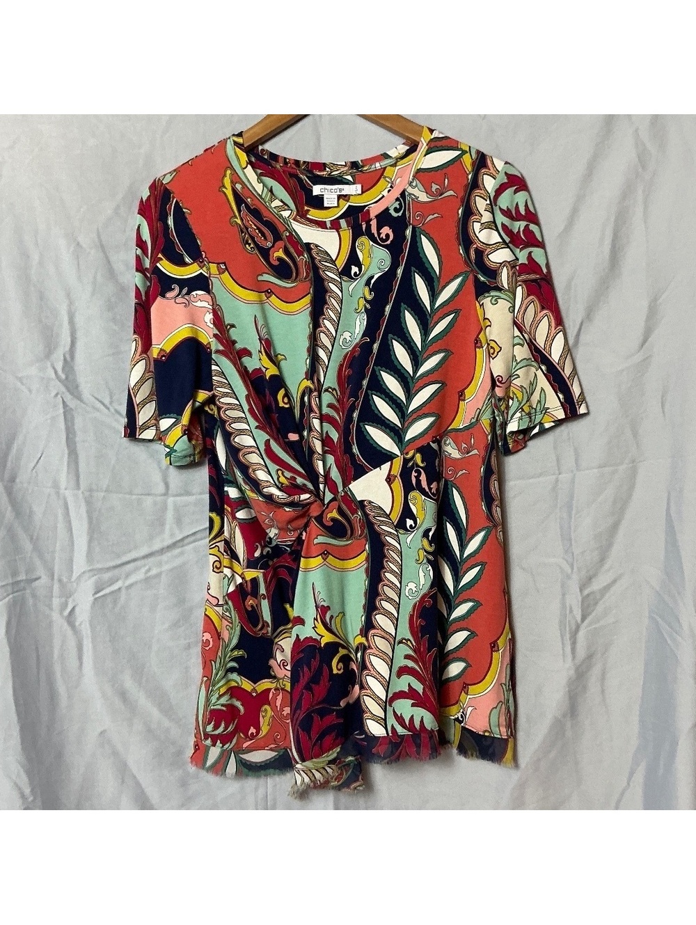 Chico’s Colorful Abstract Leaf & Swirl Pattern Top w/ Knot w/ Sheer Hem Size 12